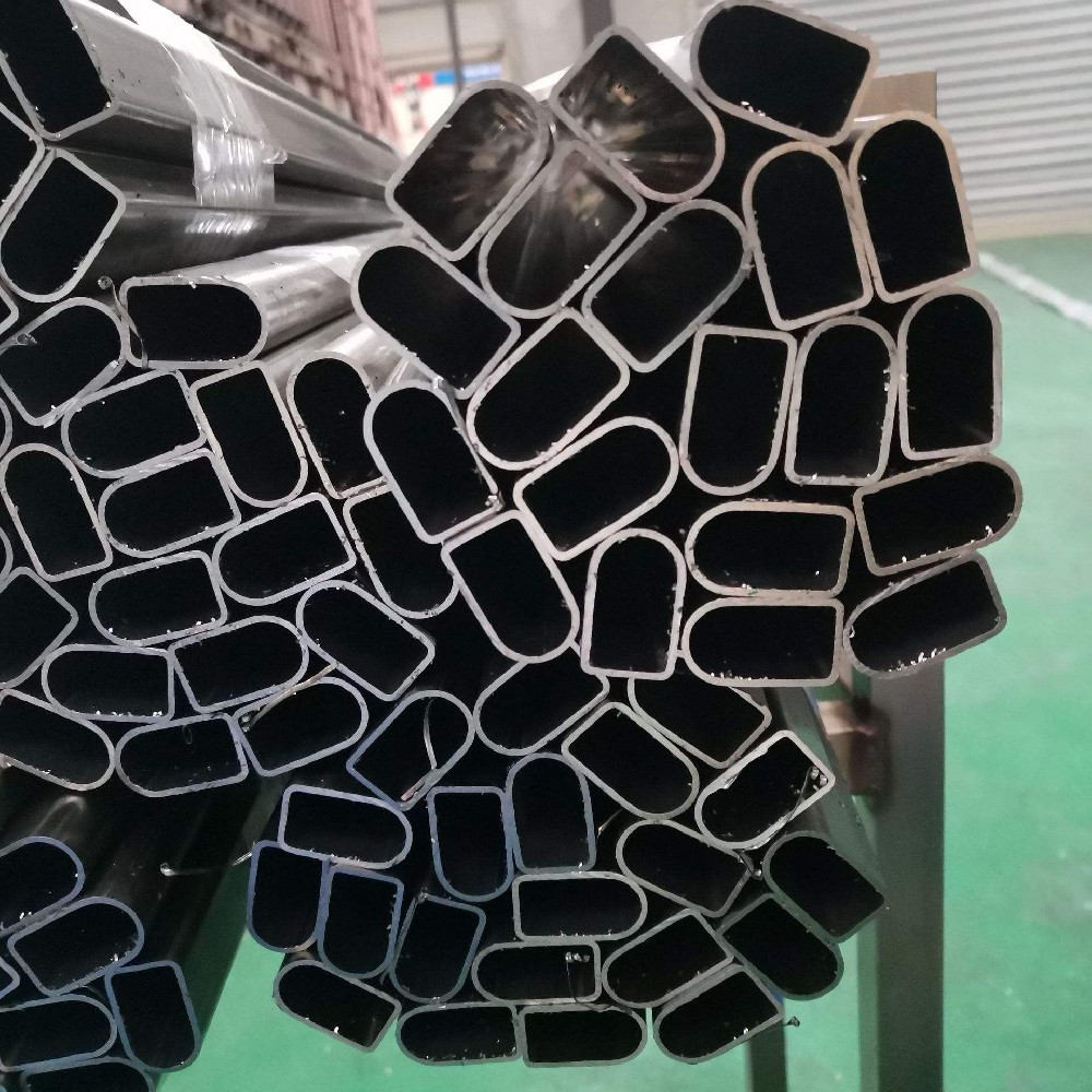 佛山304不銹鋼方管 不銹鋼方管加工 不銹鋼管精密切割  304不銹鋼方管 不銹鋼矩形管 國(guó)標(biāo)304家具拉絲不銹鋼方管扁管 光亮展示架不銹鋼方管 不銹鋼方管內(nèi)外精拋光 矩形管拉扁加工 不銹鋼管水切割 不銹鋼管激光切割